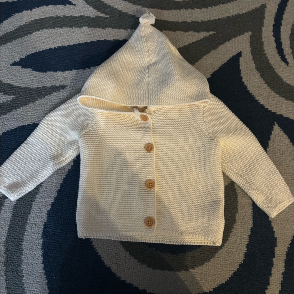 6m sweater- bundle 3 for 20$!